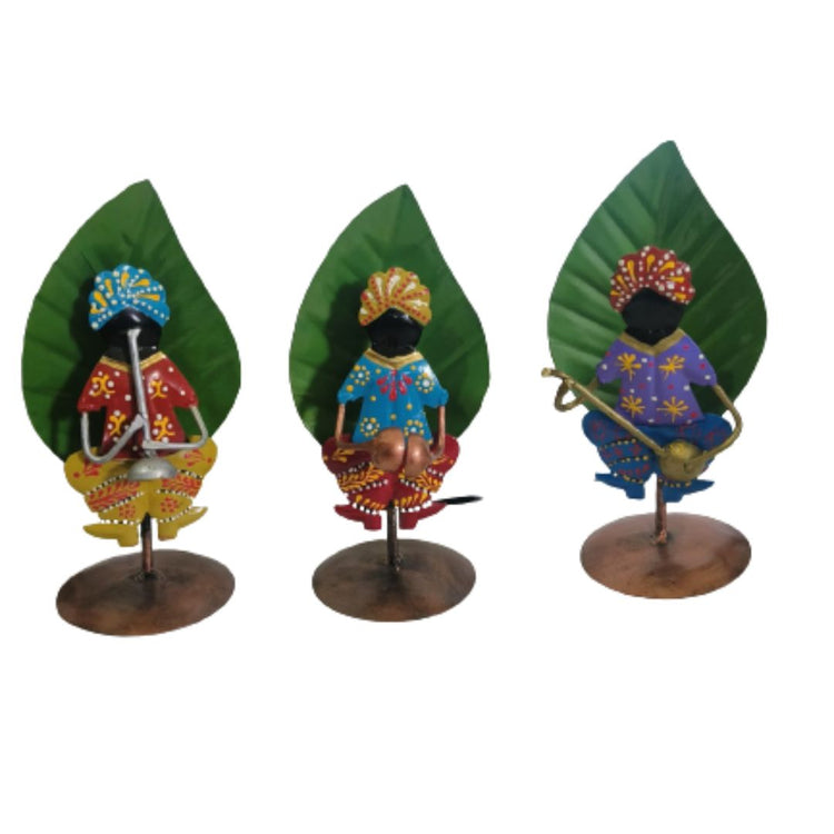 Metal Table Decor by Hans Art Expertly crafted by artisans in Jodhpur, India Made of High quality Wrought Iron Metal It feature an anti-rust powder coating for a long-lasting finish Finished with a Hand Brush Painting and lacquer for a smooth and polished look Perfect for your living room, bedroom, hall, office reception, guest room, and hotel reception Size: 3 x 12 Inches The product is packed by professionals for safe delivery Designed to make your home look complete