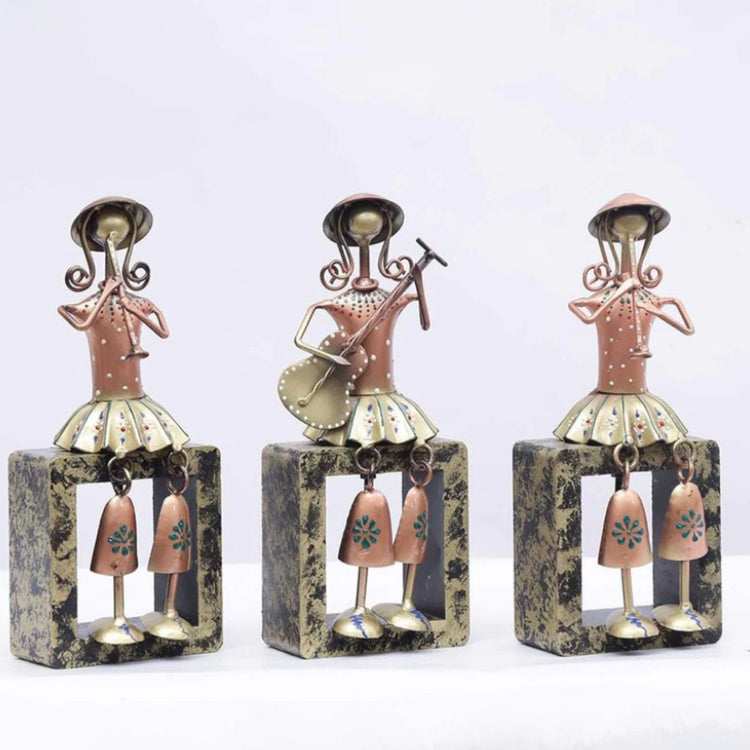 Table Decor By Hans Art Set of 3 Size: 3 x 10 Inches Expertly crafted by artisans in Jodhpur, India Made of Wrought Iron Metal It feature an anti-rust powder coating for a long-lasting finish Hanging Mechanism included Finished with a spray paint and lacquer for a smooth and polished look Perfect for your living room, bedroom, hall, office reception, guest room, and hotel reception The product is packed by professionals for safe delivery Designed to make your home look complete