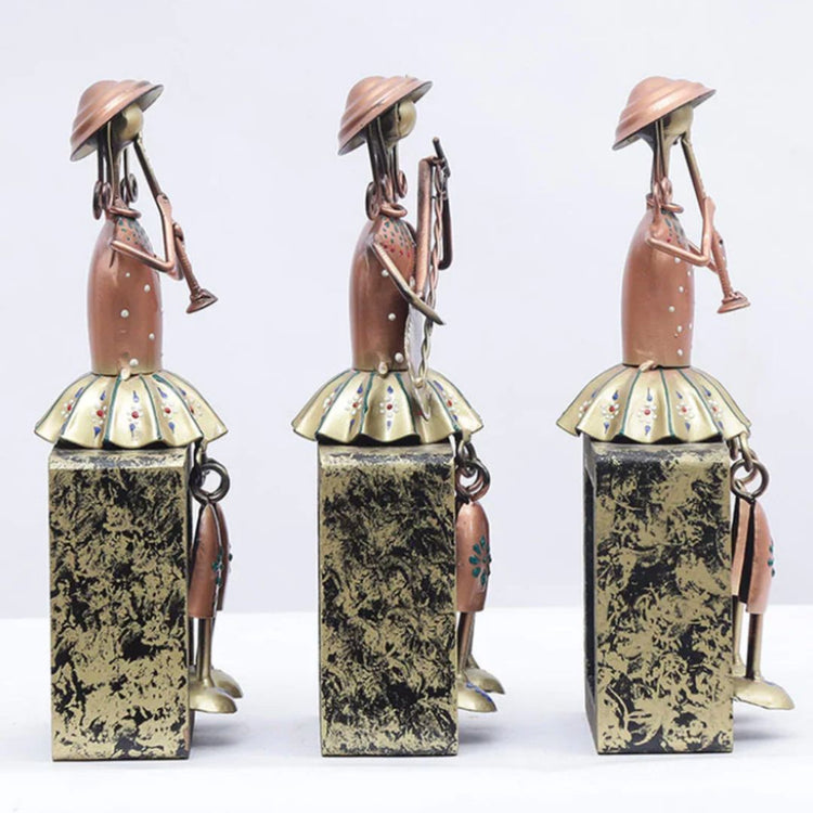 Table Decor By Hans Art Set of 3 Size: 3 x 10 Inches Expertly crafted by artisans in Jodhpur, India Made of Wrought Iron Metal It feature an anti-rust powder coating for a long-lasting finish Hanging Mechanism included Finished with a spray paint and lacquer for a smooth and polished look Perfect for your living room, bedroom, hall, office reception, guest room, and hotel reception The product is packed by professionals for safe delivery Designed to make your home look complete