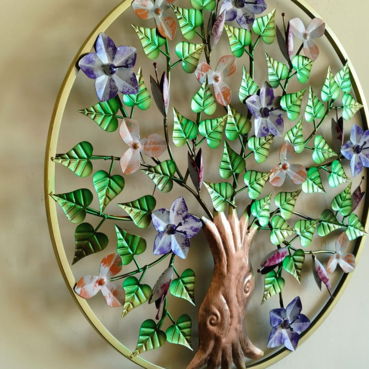 Crafted with anti-rust powder coating, this piece of art will remain vibrant and beautiful for years to come. Enjoy 29 x 29 Inches of majestic elegance in your home Hanging Mechanism included Nature wall decor with led lighting Perfect for your living room, bedroom, hall, office reception, guest room, and hotel reception The product is packed by professionals for safe delivery Metal Wall Decor by Hansart